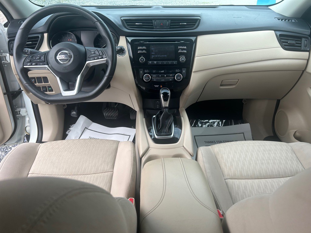 2017 Nissan Rogue Image 5