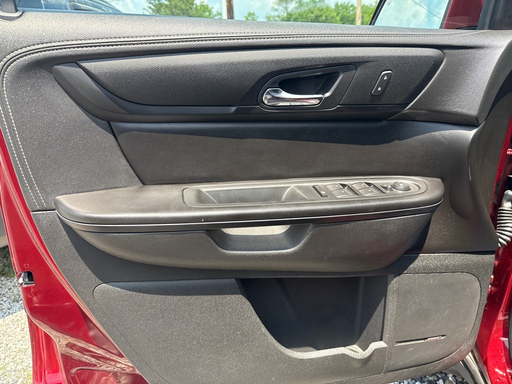 2015 Chevrolet Traverse Image 5