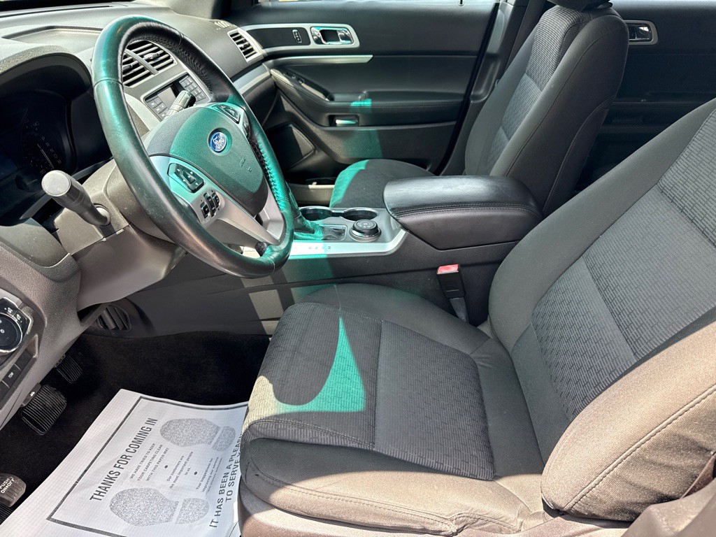 2015 Ford Explorer Image 5