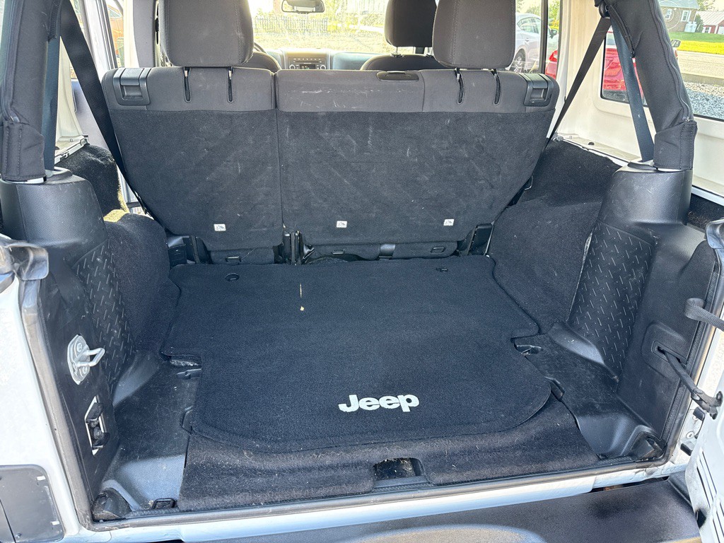 2016 Jeep Wrangler Unlimited Image 14