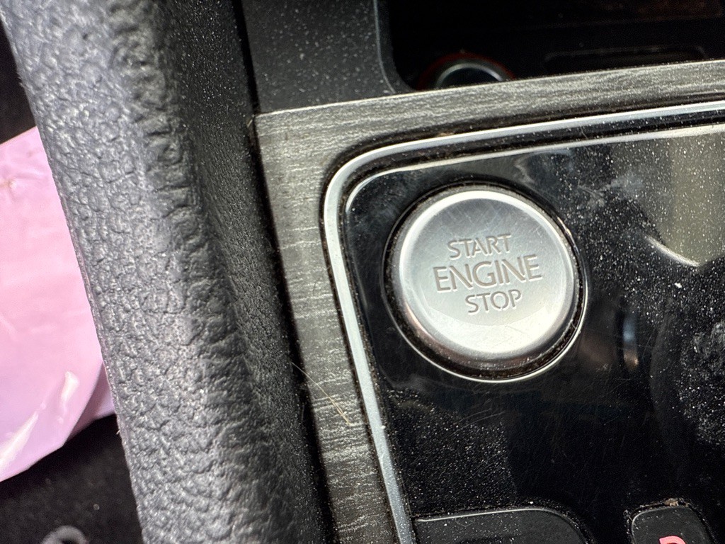 2017 Volkswagen Passat Image 7