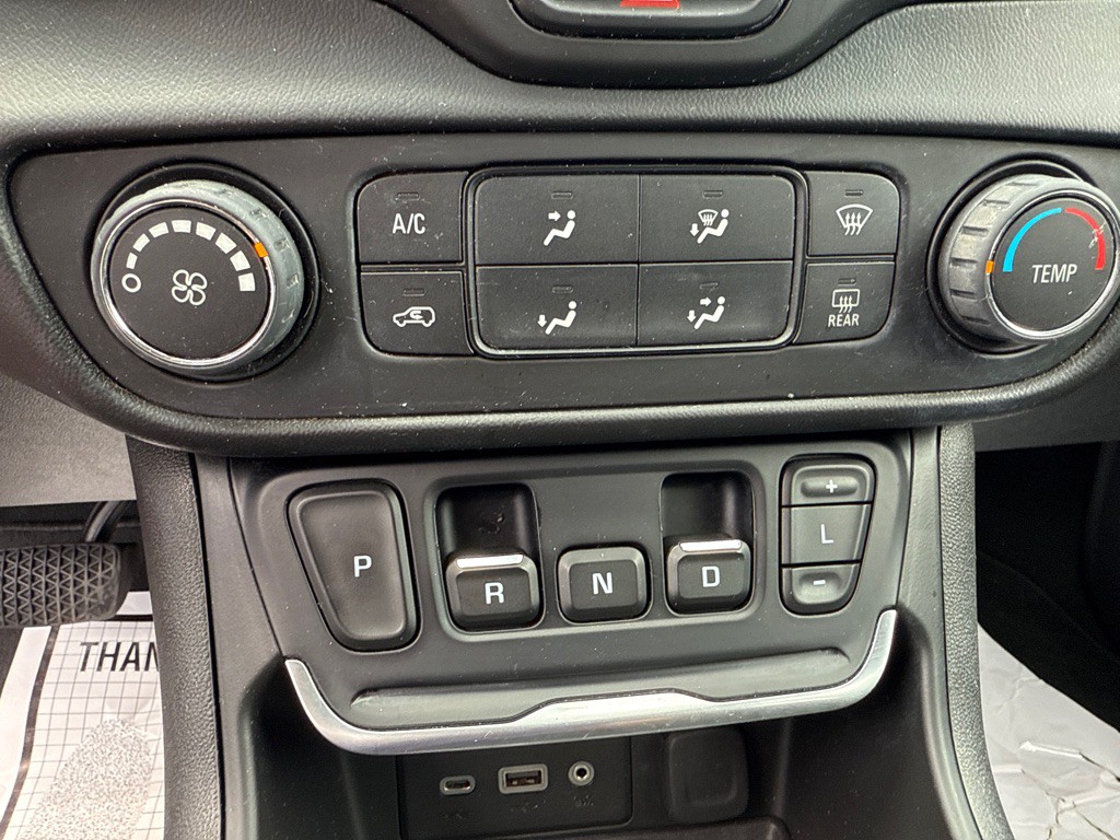 2018 GMC Terrain Image 9