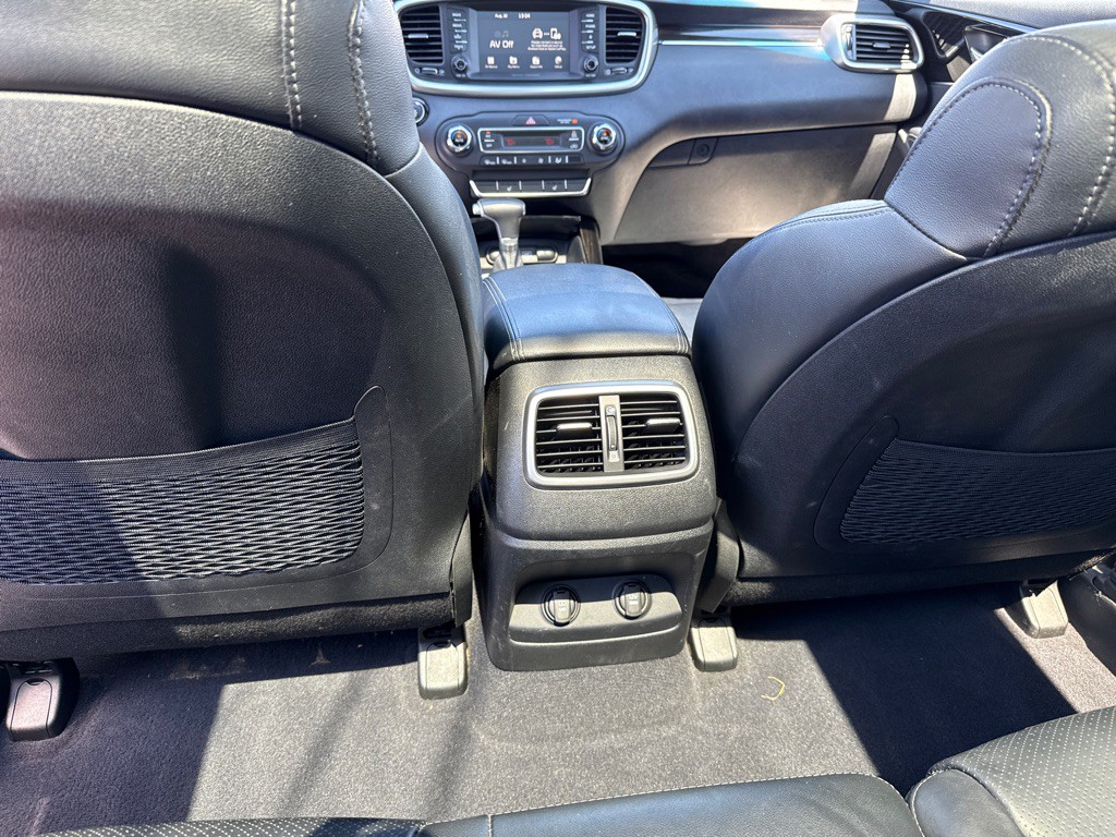 2019 Kia Sorento Image 17