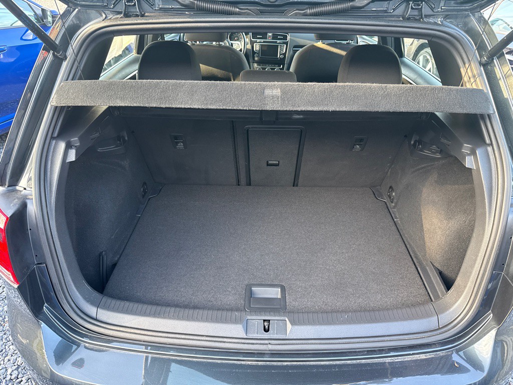 2017 Volkswagen GTI Image 16