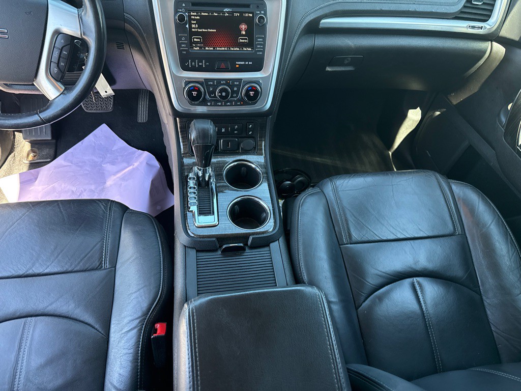 2016 GMC Acadia Image 9
