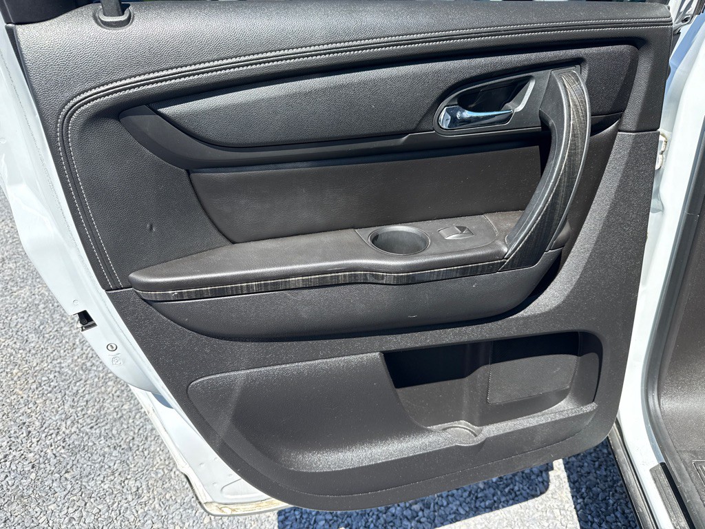 2016 GMC Acadia Image 10