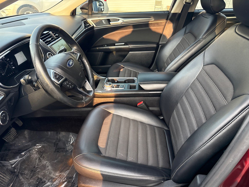 2017 Ford Fusion Image 5