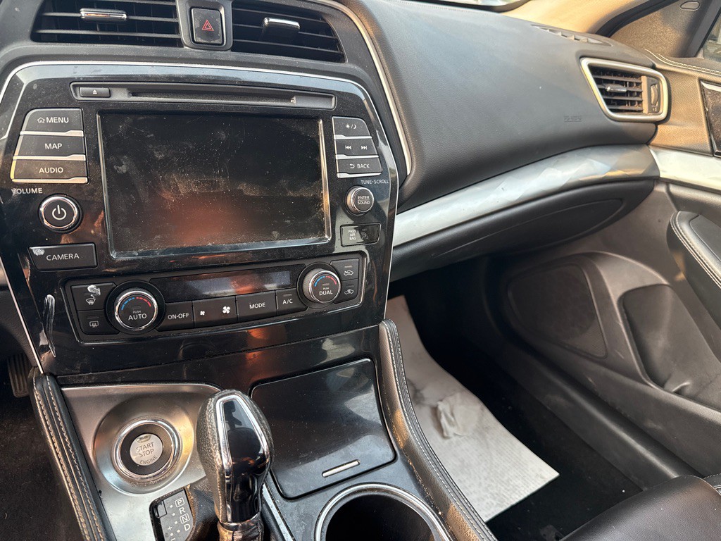 2020 Nissan Maxima Image 6