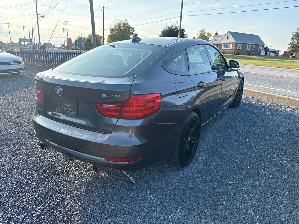 2014 BMW 3 Series Image 13