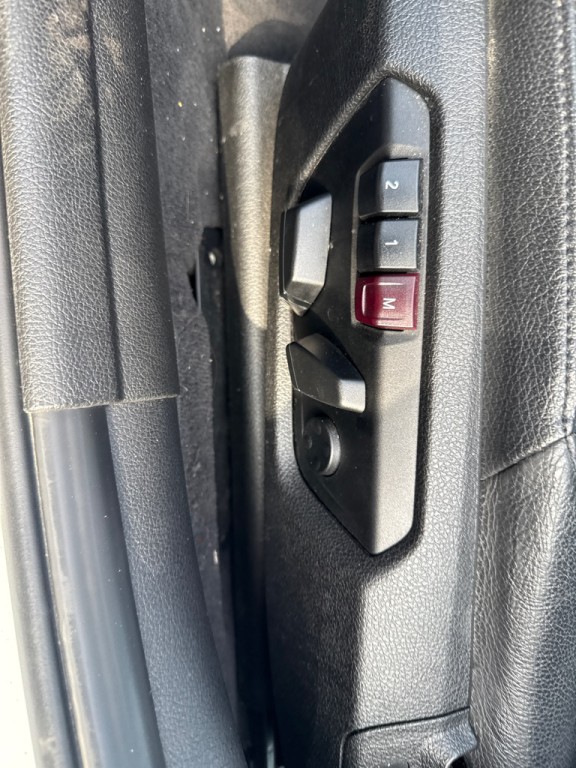 2014 BMW 3 Series Image 7