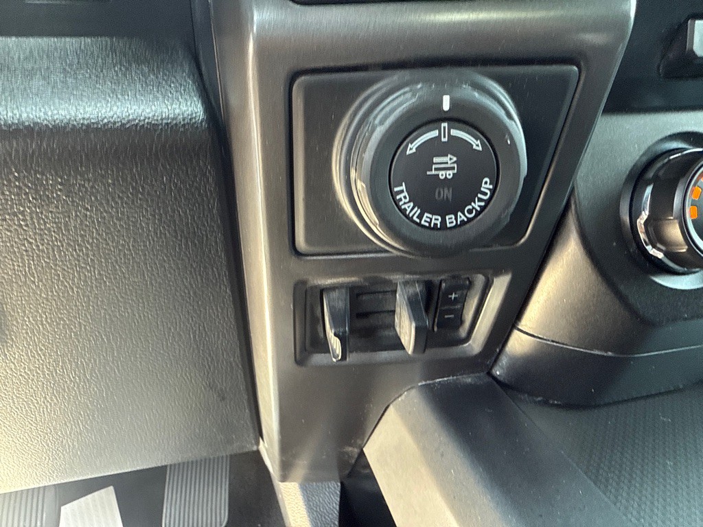 2017 Ford F-150 Image 12