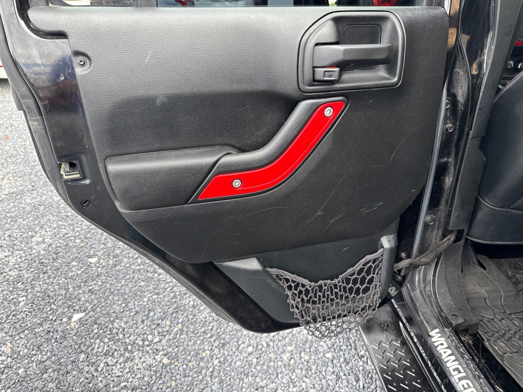 2016 Jeep Wrangler Unlimited Image 9