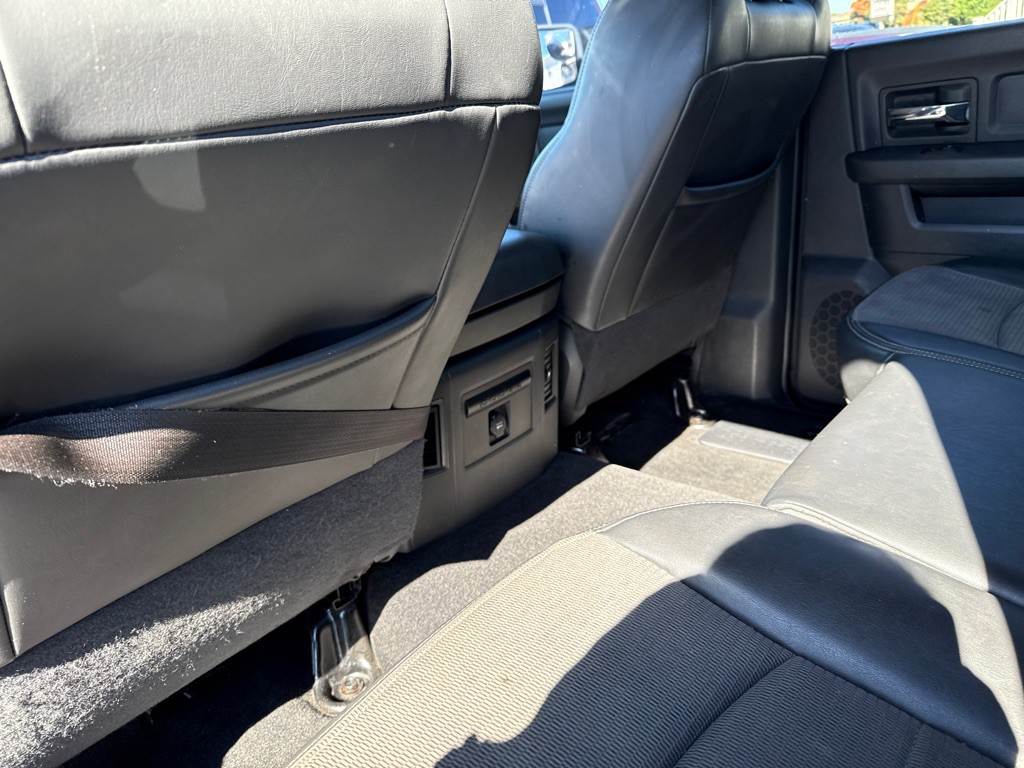 2010 Dodge Ram 1500 Image 9