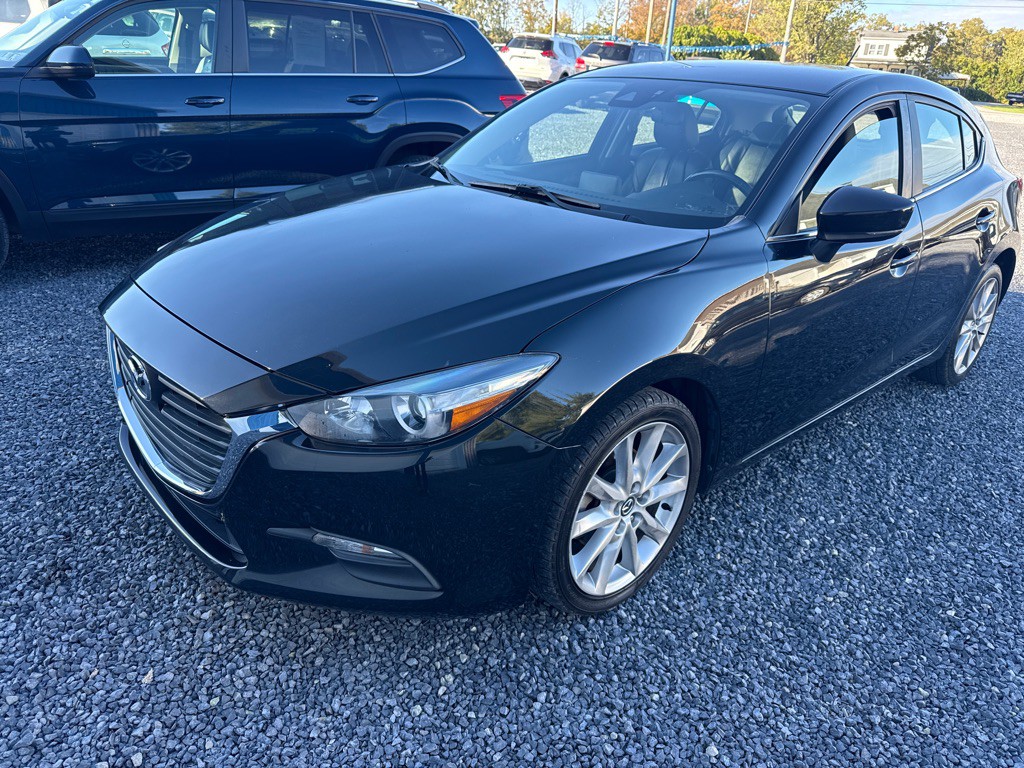 2017 Mazda Mazda3 Image 1