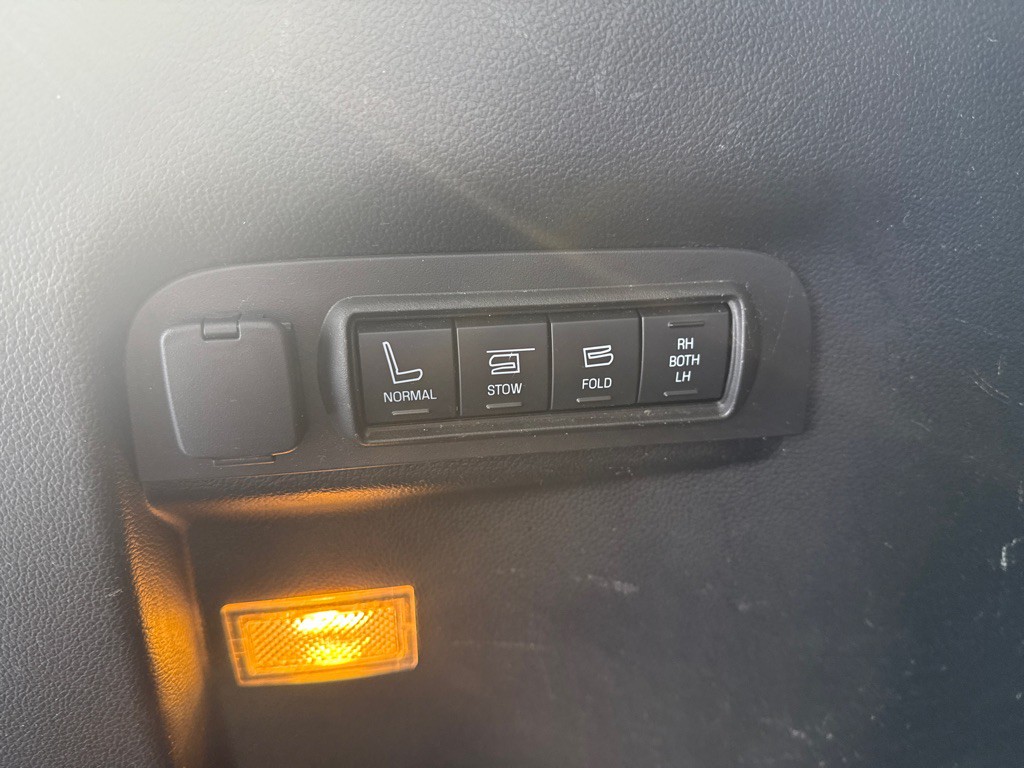 2016 Ford Explorer Image 21