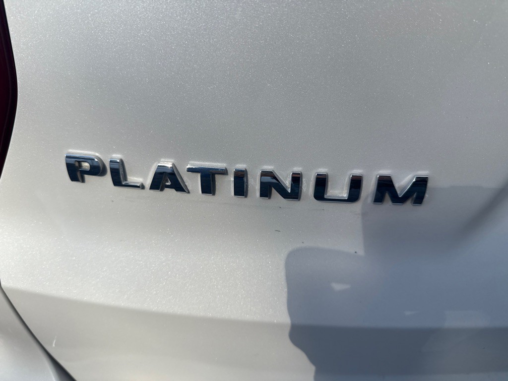 2016 Ford Explorer Image 23