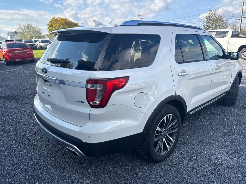 2016 Ford Explorer Image 24