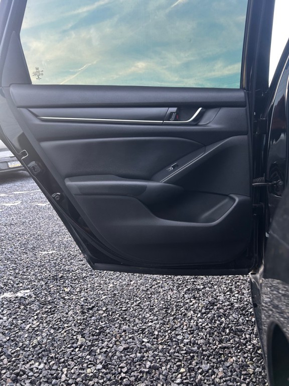 2020 Honda Accord Image 9
