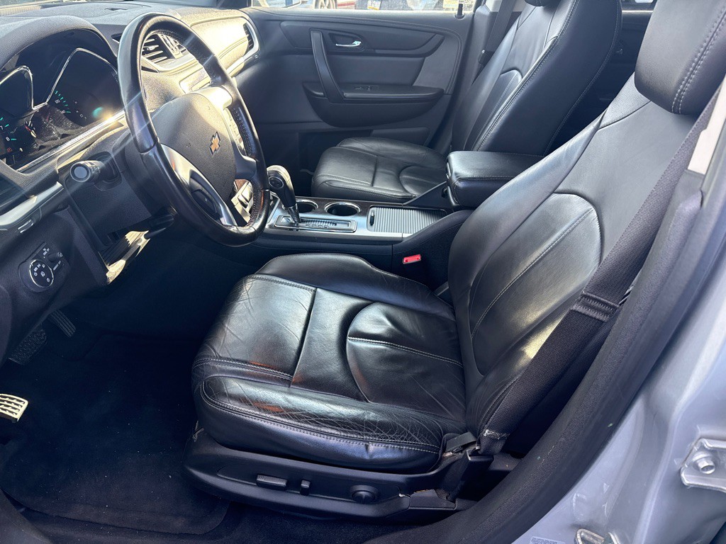 2016 Chevrolet Traverse Image 5
