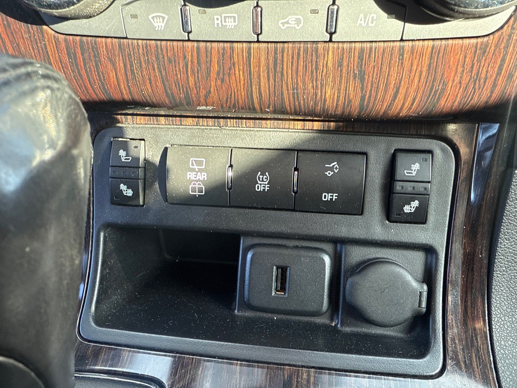 2016 Chevrolet Traverse Image 12