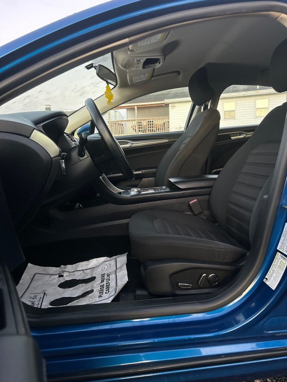 2018 Ford Fusion Image 6