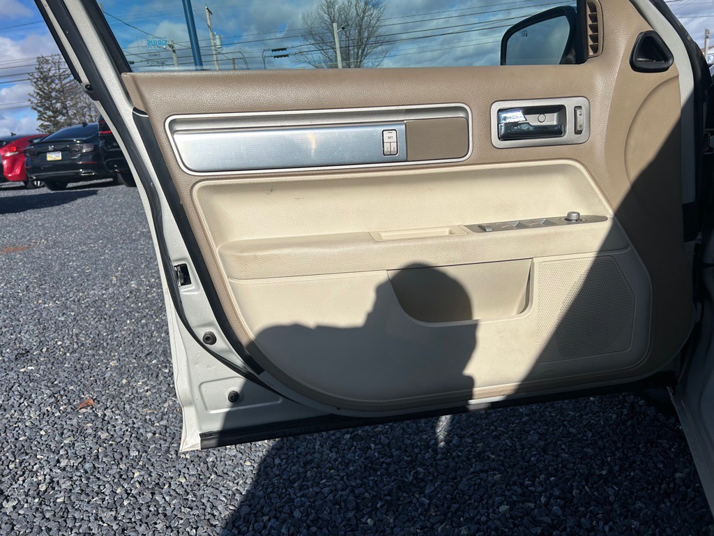 2008 Lincoln MKZ Image 4