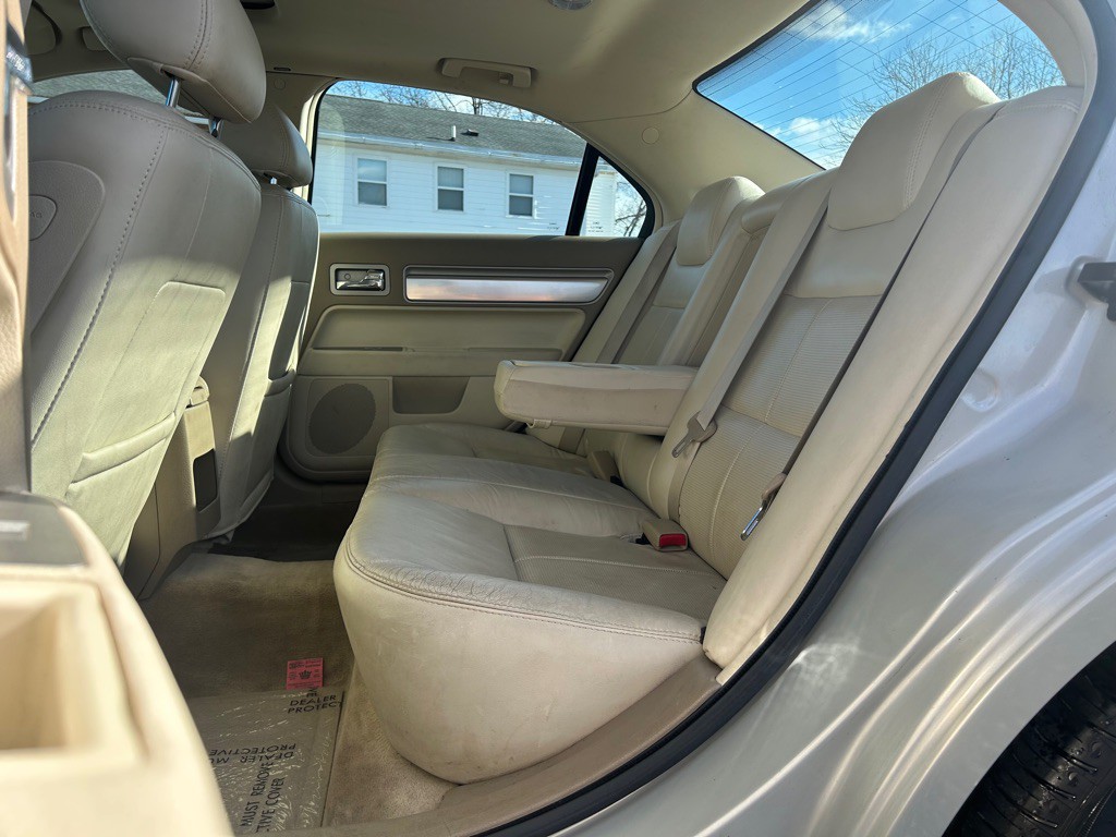 2008 Lincoln MKZ Image 10