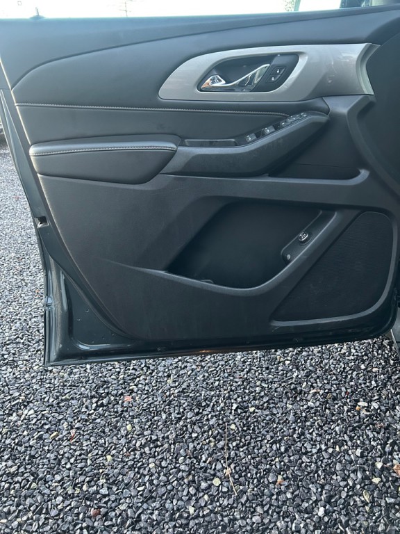 2018 Chevrolet Traverse Image 4