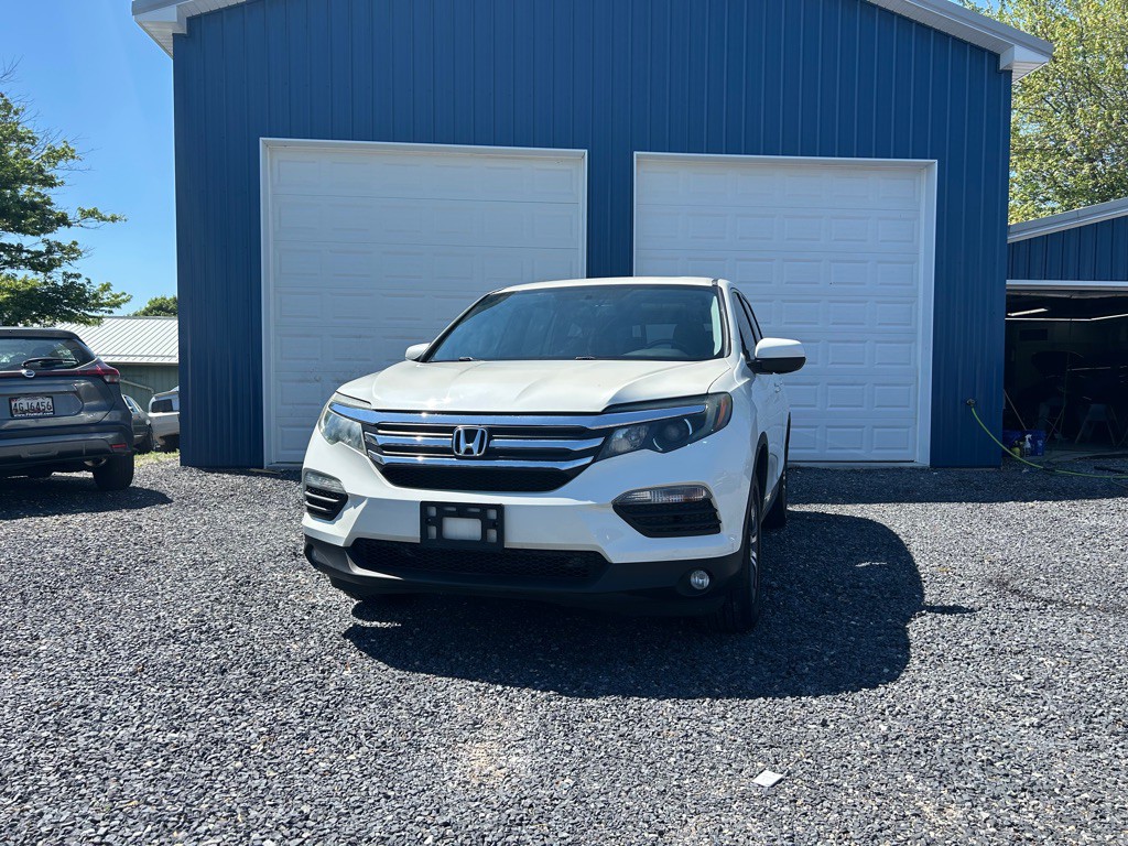 2018 Honda Pilot Image 1