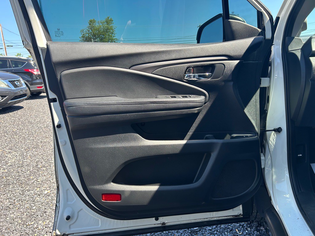2018 Honda Pilot Image 3