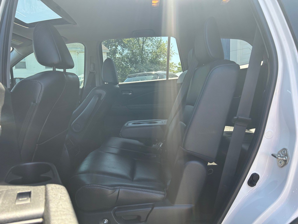 2018 Honda Pilot Image 16