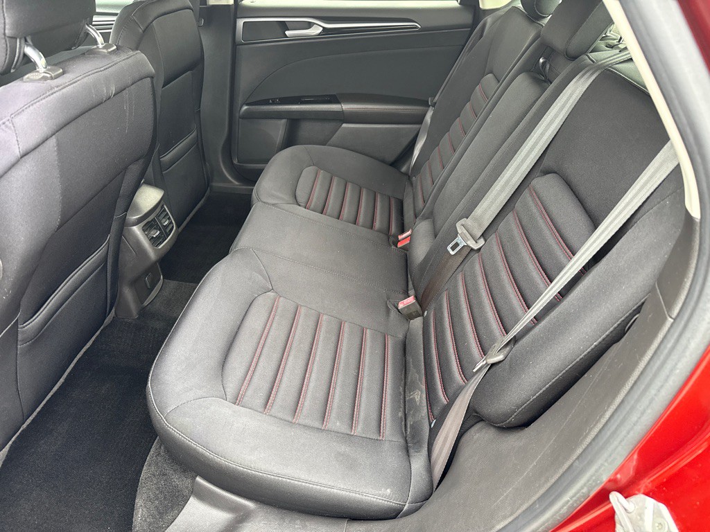 2014 Ford Fusion Image 8