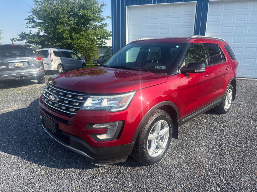 2017 Ford Explorer Image 1