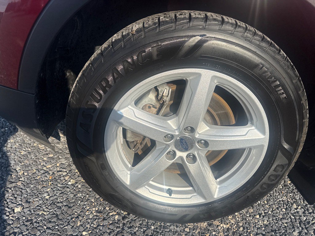 2017 Ford Explorer Image 2