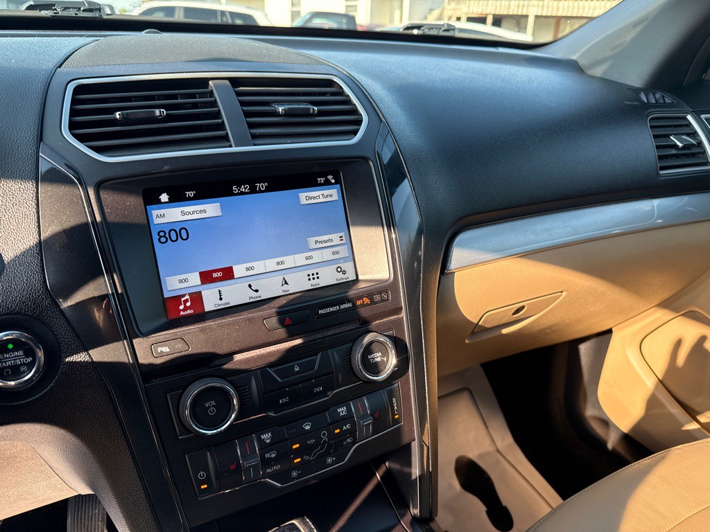 2017 Ford Explorer Image 10