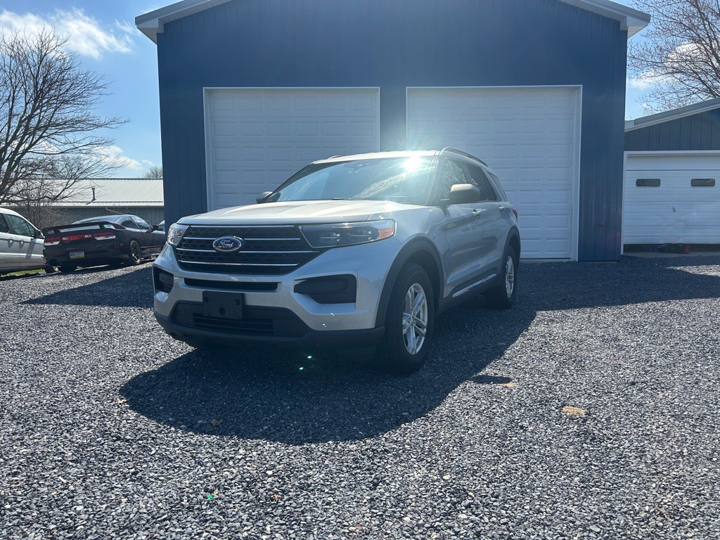 2020 Ford Explorer Image 1