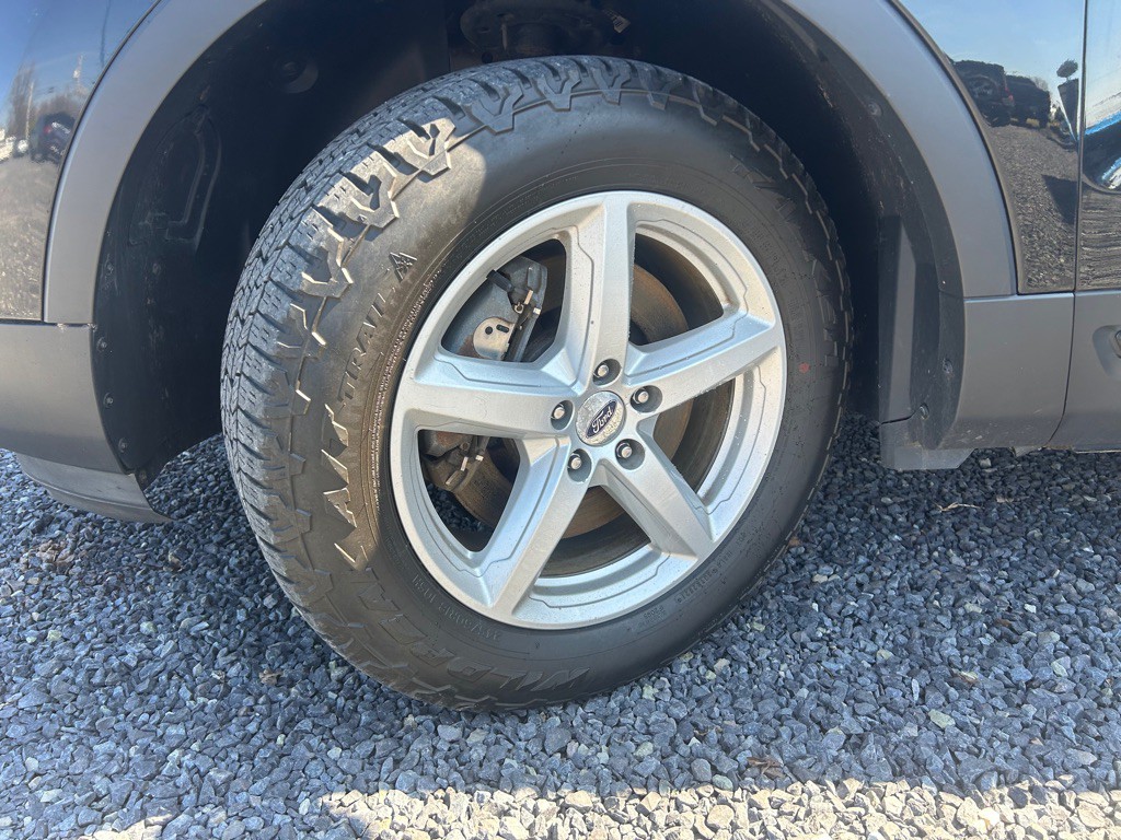 2016 Ford Explorer Image 3