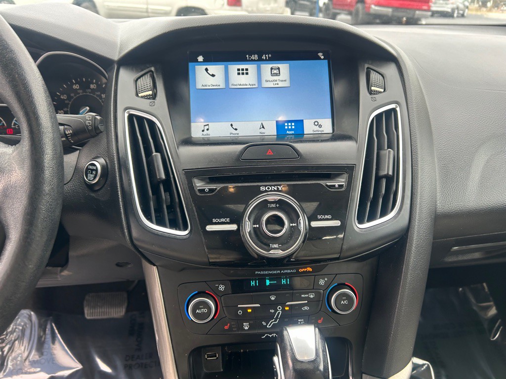 2018 Ford Focus Image 8