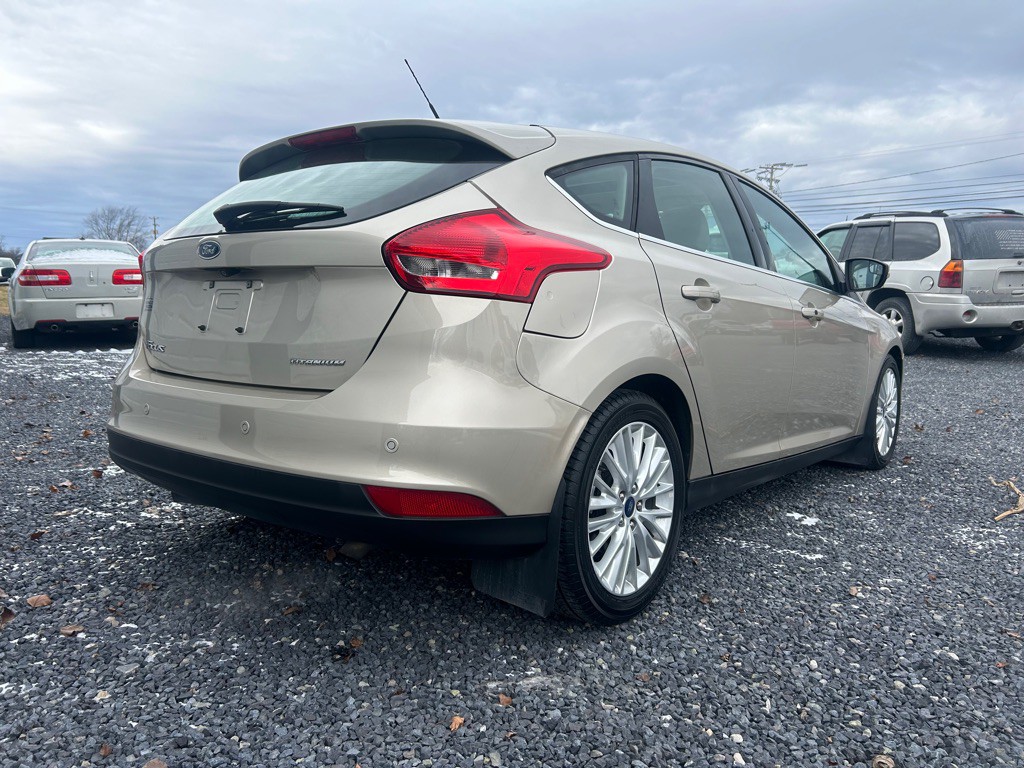 2018 Ford Focus Image 11