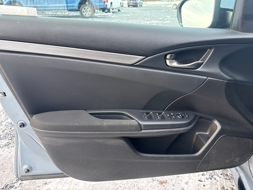 2019 Honda Civic Image 13