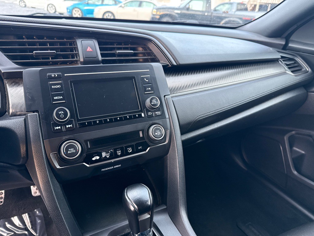 2019 Honda Civic Image 15
