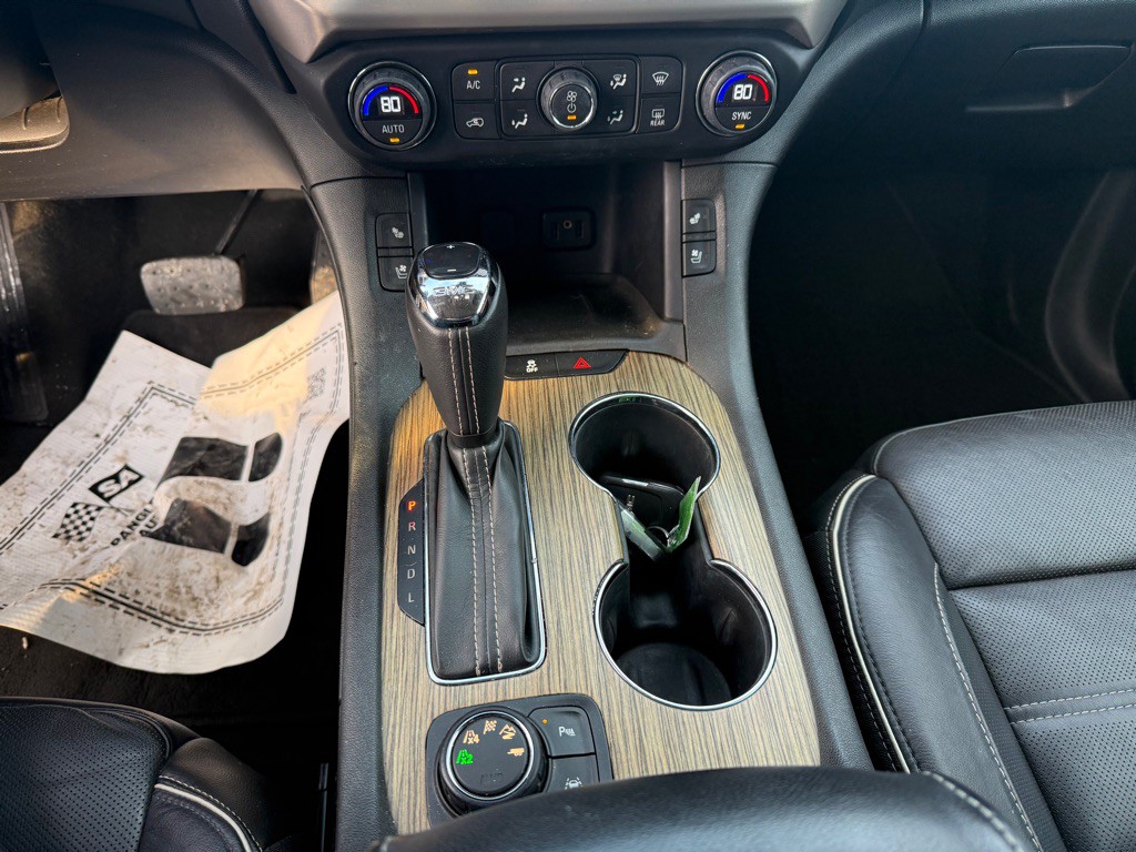 2017 GMC Acadia Image 13