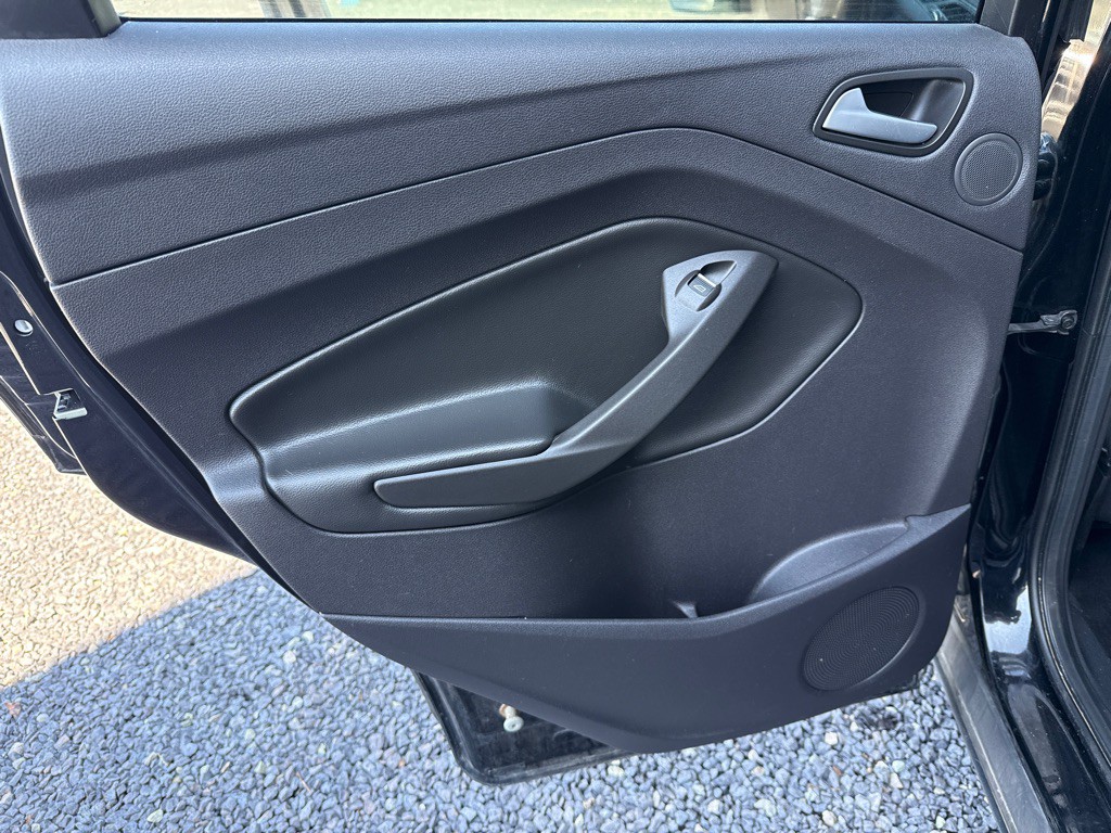 2016 Ford Escape Image 11