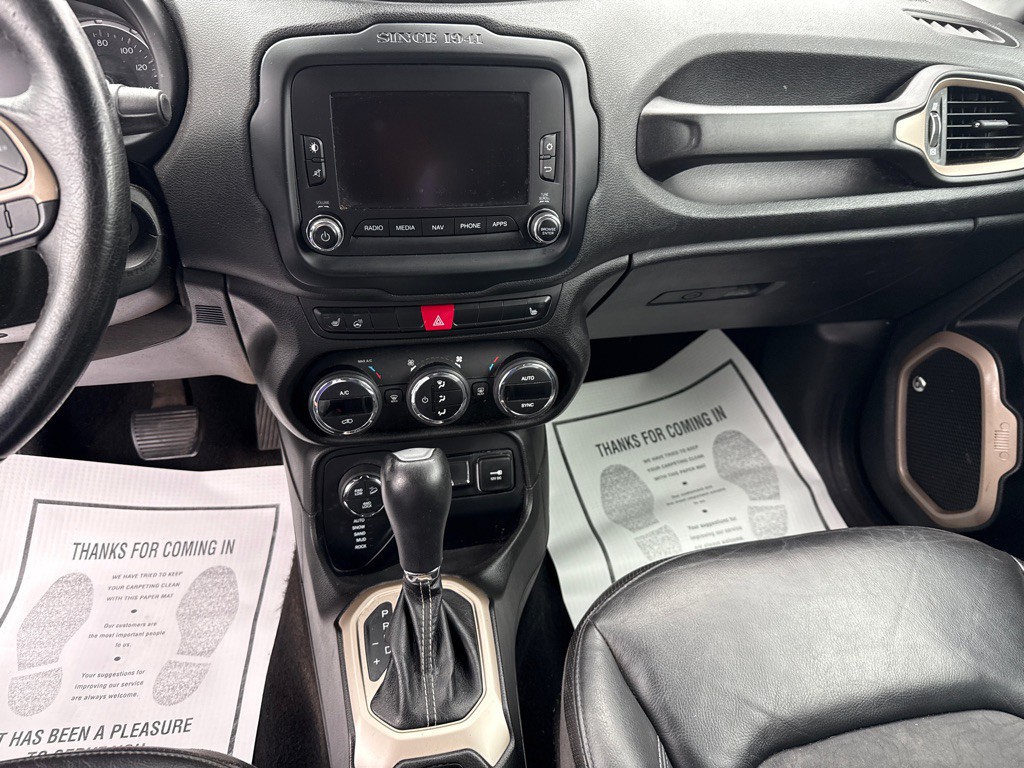 2017 Jeep Renegade Image 9