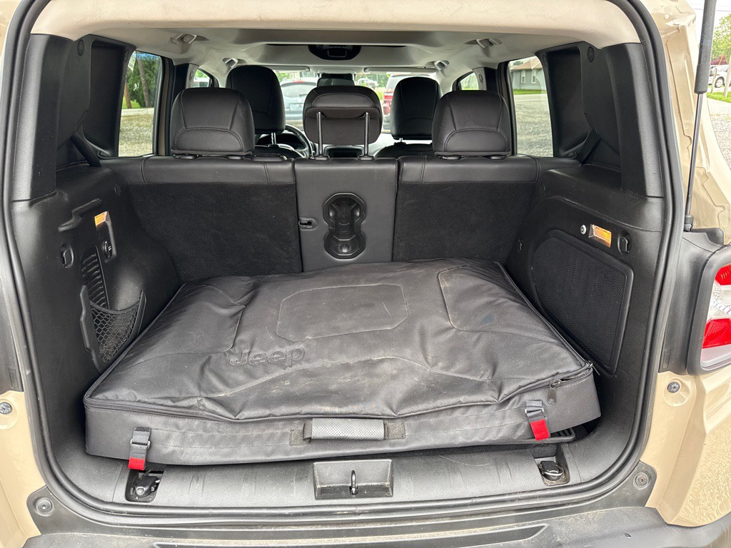 2017 Jeep Renegade Image 13