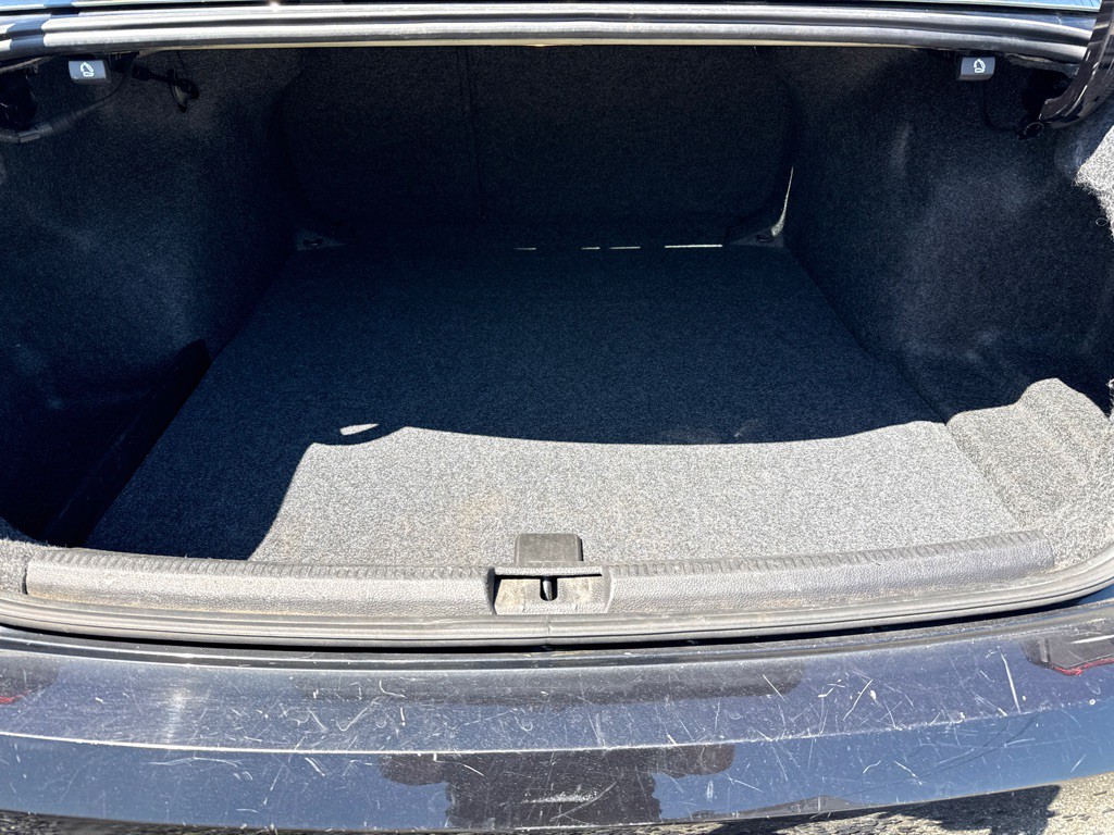 2017 Volkswagen Passat Image 13