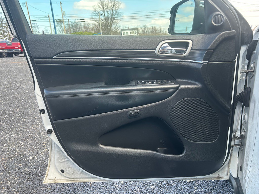 2019 Jeep Grand Cherokee Image 4