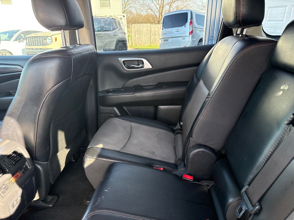 2020 Nissan Pathfinder Image 14