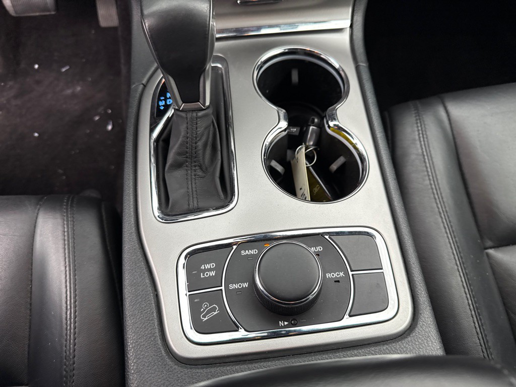 2018 Jeep Grand Cherokee Image 8