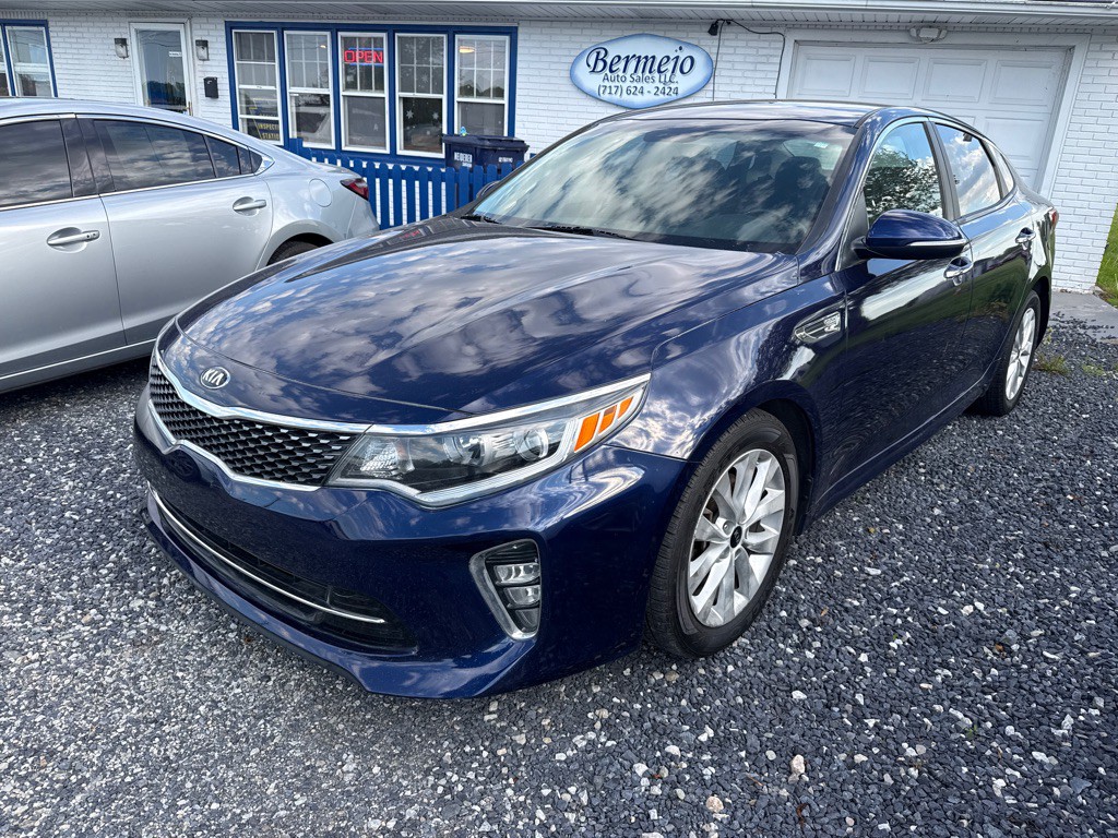 2018 Kia Optima Image 1